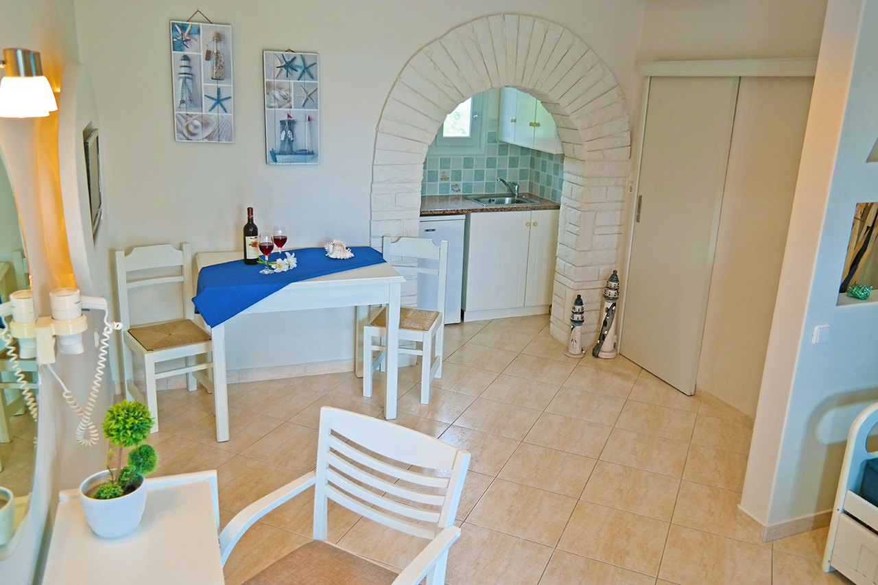 Agia Anna Family Hotel