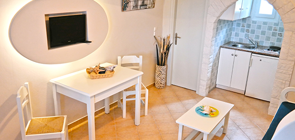 agiaannanaxosstudios